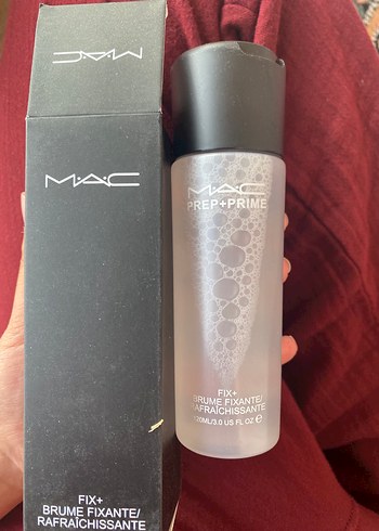 MAC Fix+ Parlatıcı Makyaj Sabitleyici Sprey