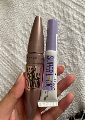  Beden Maybelline maskara ve kaş jeli seti