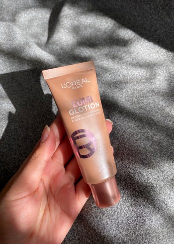 L'Oréal Paris L'Oréal Paris Lumi Glotion Aydınlatıcı 902