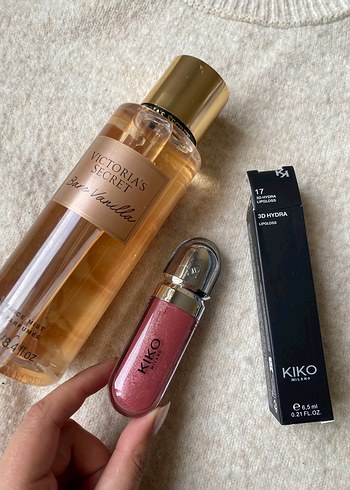 Victoria secret vücut spreyi ve Kiko lipgloss seti