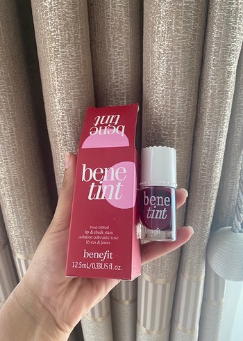 Beden Benefit Benetint allık