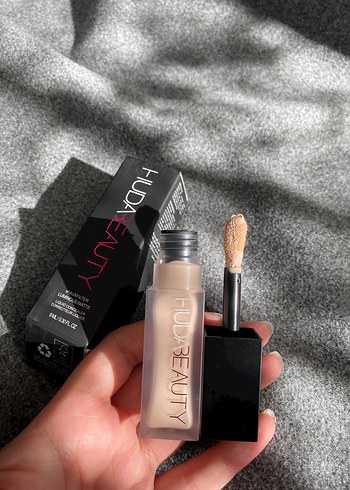Huda Beauty Huda Beauty kapatıcı