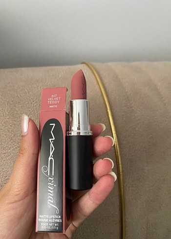 MAC MAC Velvet Teddy Mat Ruj