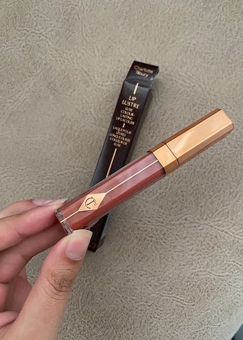 Charlotte Tilbury lipgloss