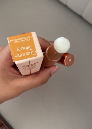 Charlotte Olympia Charlotte tilbury aydınlatıcı