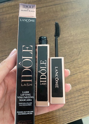 Beden Lancôme Idôle Lash Volumizing Maskara
