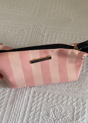 Victoria's Secret Pembe Çizgili Makyaj Çantası