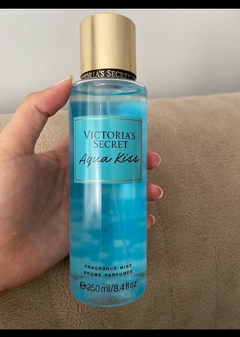 Victoria's Secret Aqua Kiss Kadın Parfümü 250ml