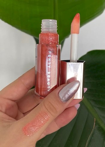 Fenty Beauty Fenty Beauty Gloss Bomb Parlak Dudak Parlatıcısı lipgloss