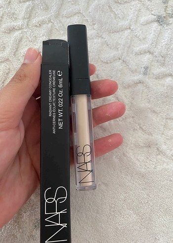 NARS Açık Ten Rengi Kapatıcı