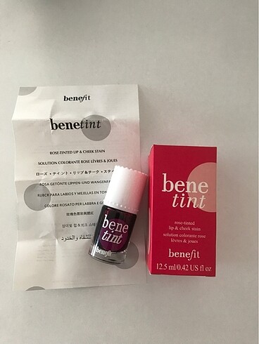 Benefit Benefit tint allık