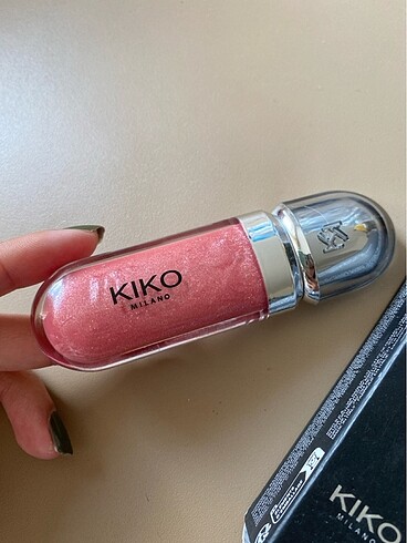 Kiko Kiko lipgloss