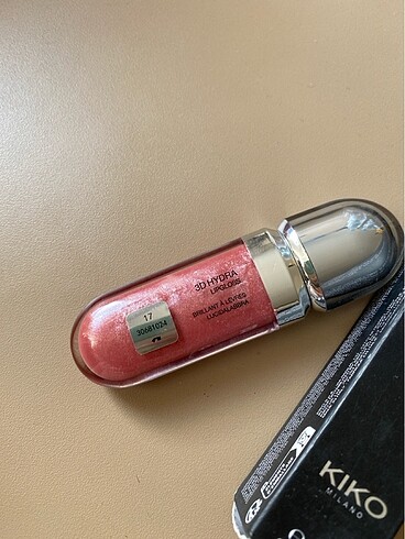  Beden Kiko lipgloss