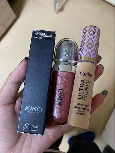 Beden Kiko lipgloss ve Tarte kapatıcı