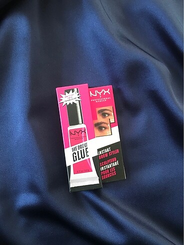 NYX Nyx kaş sabitleyici jel