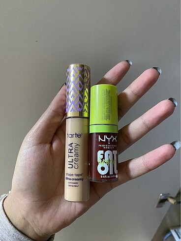 Tarte kapatıcı ve nyx dudak yağı