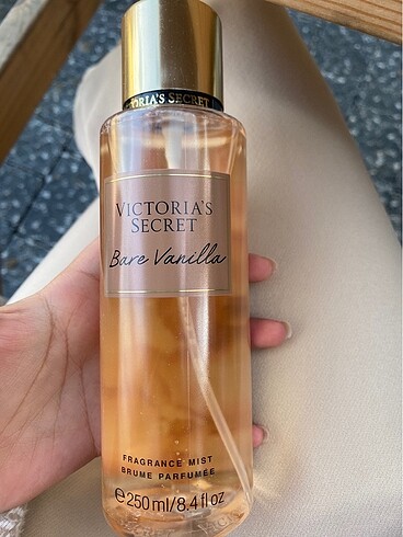 Victoria secret vucüt spreyi bare