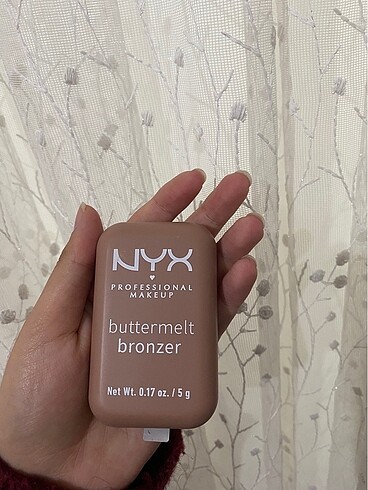 Nyx buttermelt bronzer