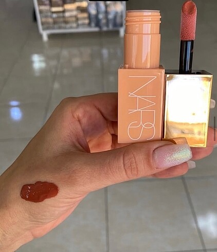 Beden Renk Nars lumınos sıvı allık