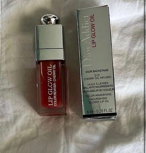 Dior lipoil dudak yağı