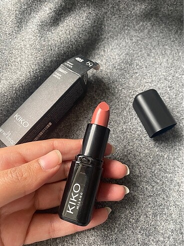Kiko Kiko stick mat ruj