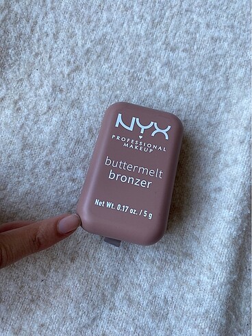 Nyx buttermelt bronzer