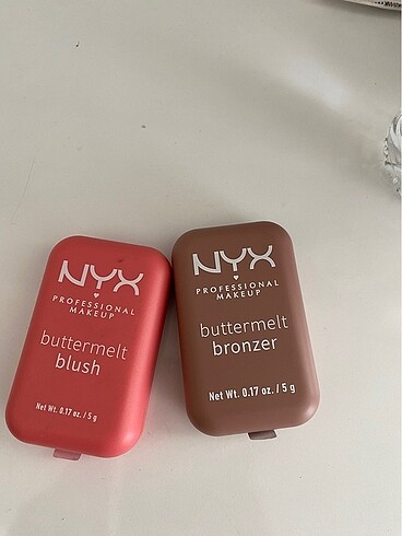 Nyx buttermelt allık bronzer seti