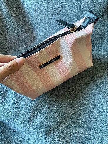 Beden Victoria secret makyaj çantası