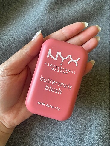 Nyx buttermelt allık 08