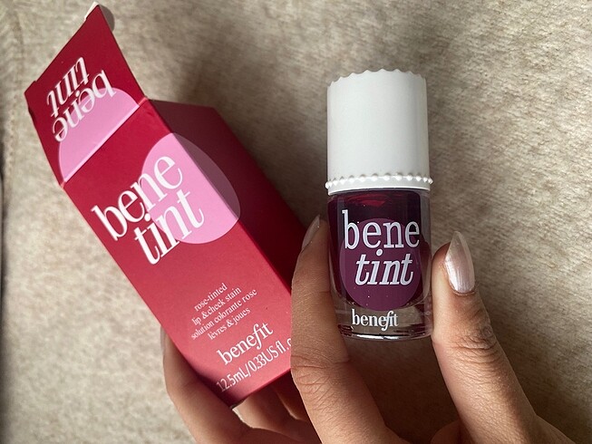 Benefit Benefit tint allık
