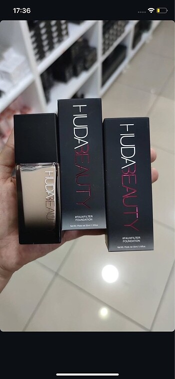 Huda beauty fondöten