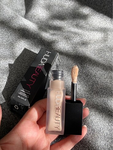 Huda beauty kapatıcı