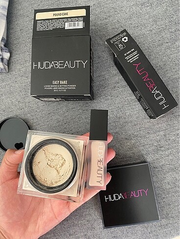 Huda beauty baking pudra ve kapatıcı seti