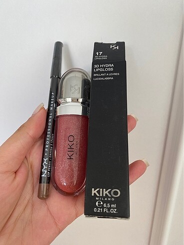 Beden Kiko lipgloss ve dudak kalemi seti