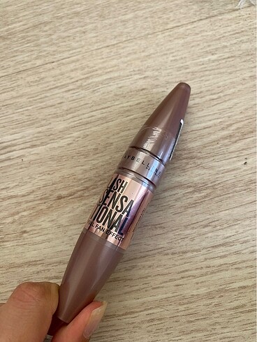 Maybelline maskara