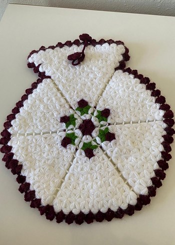 El Yapımı Örgü Masa Örtüsü ve Tutaç Seti - Görsel 3