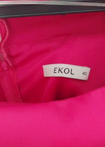 Pembe Mini Kayık Yaka Kemerli Elbise - Görsel 3