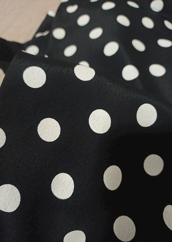 Puantiye Desenli Siyah Uzun Elbise - Görsel 4