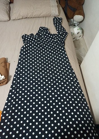 Puantiye Desenli Siyah Uzun Elbise - Görsel 2