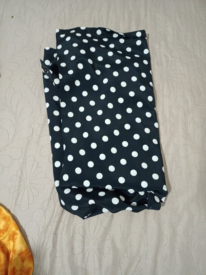 Puantiye Desenli Siyah Uzun Elbise - Görsel 3