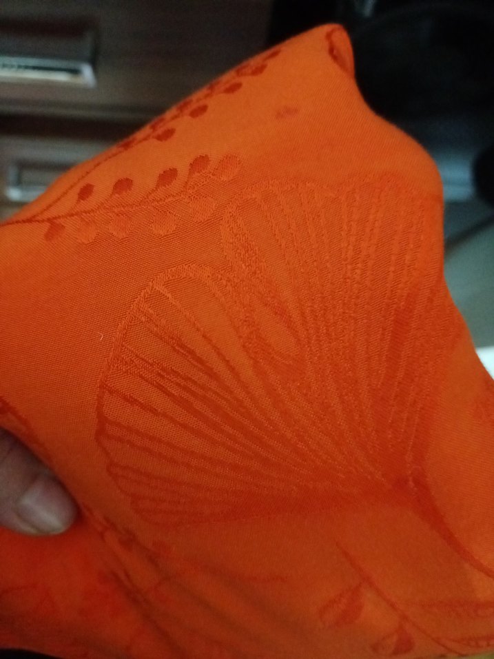 Turuncu, uzun kollu, düğmeli, saten gömlek - Görsel 4