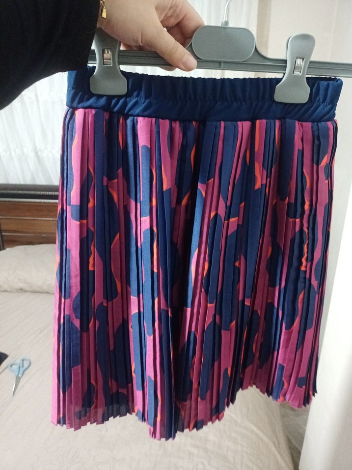 Pembe Renkli Pilili Mini Etek - Görsel 4