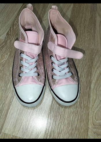 H&M Converse ayakkabı