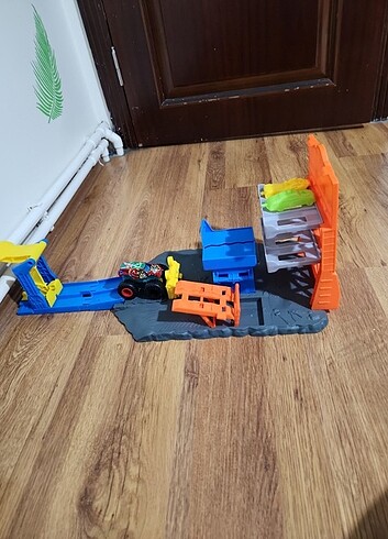 Hot Wheels monster truck