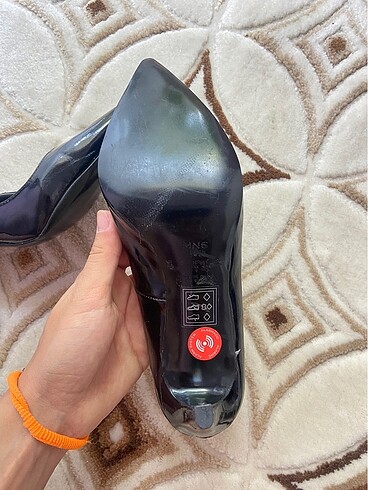 36 Beden siyah Renk Mango stiletto
