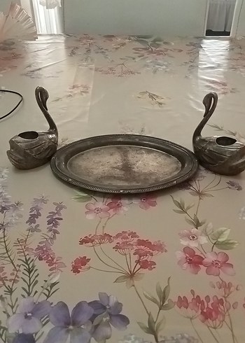 Tabaklı Kuğu Şamdan Seti