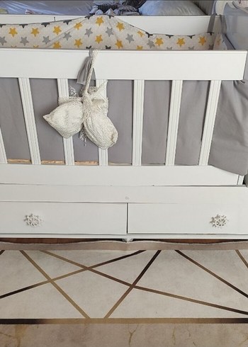 Sallanan Beyaz Bebek Beşiği ve Sepeti - Görsel 5