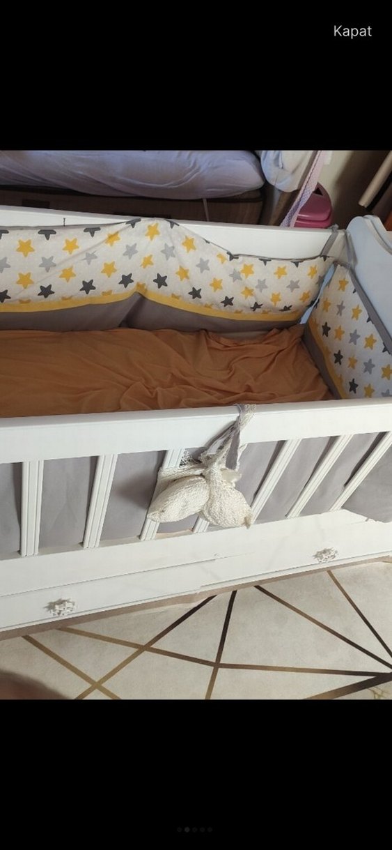 Sallanan Beyaz Bebek Beşiği ve Sepeti - Görsel 3