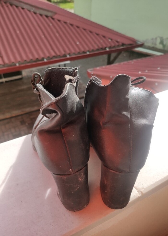 Siyah Bot Görünümlü Kadın Ayakkabısı  - Görsel 2