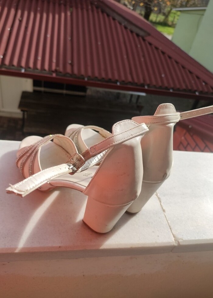 Bilekten bağlamalı Topuklu Ayakkabı  - Görsel 3